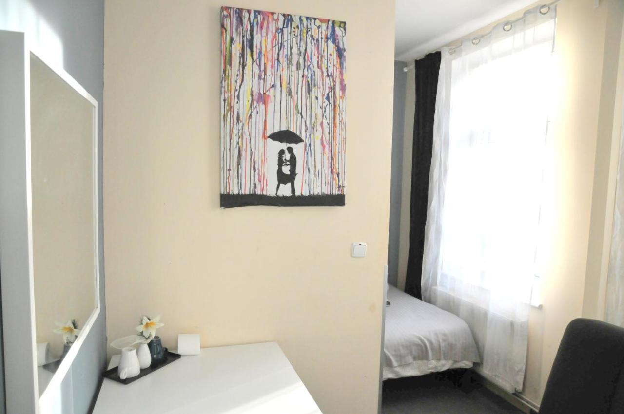 Color 2 Apartment Poznan