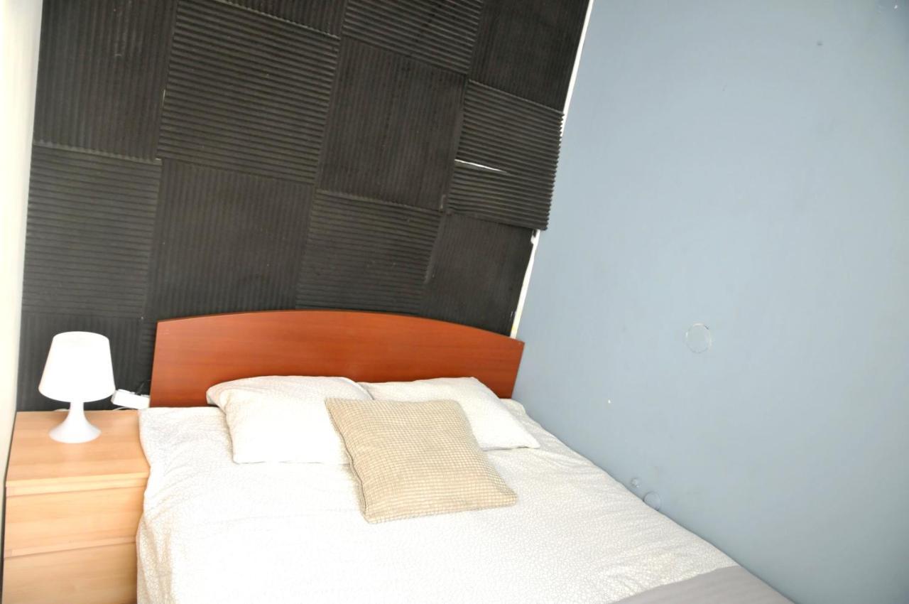 Apartment Color 2 *